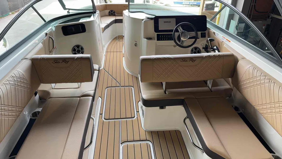 2026 Sea Ray 250 SDS-17