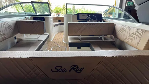 2026 Sea Ray 250 SDS-18