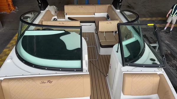 2026 Sea Ray 250 SDS-37