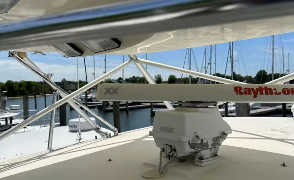 2000 Pursuit 3400 EXPRESS detail image 35
