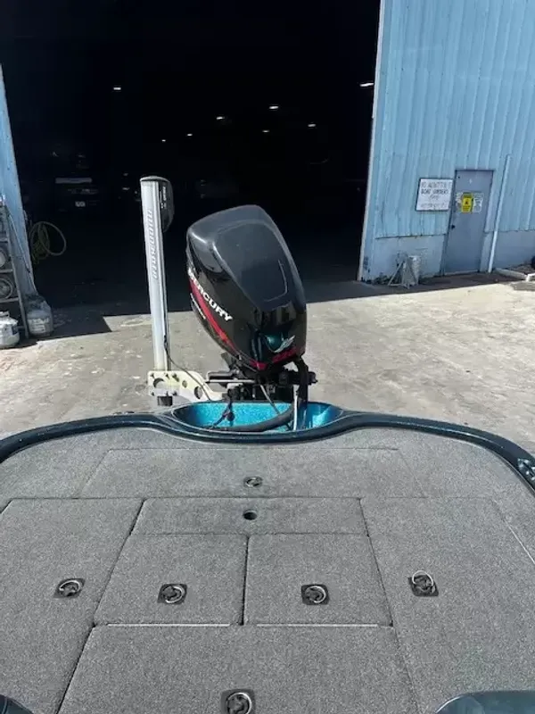2000 Ranger 520VX-16