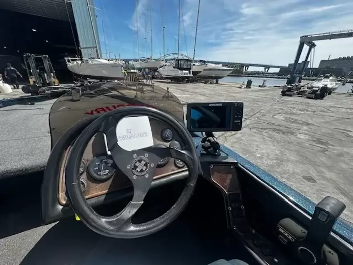 dummy-boat-img