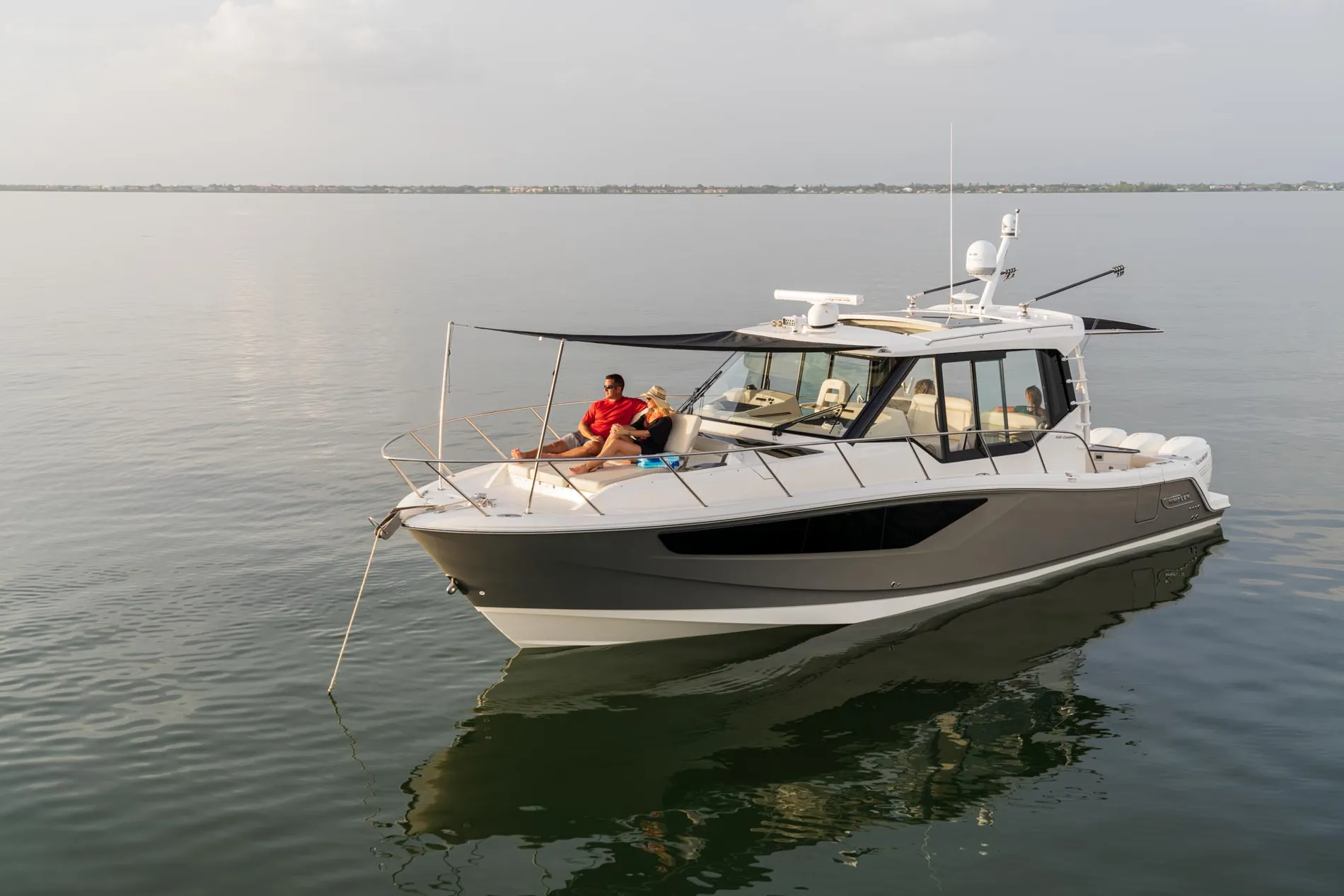 New 2027 Boston whaler 405 Conquest Pilothouse for Sale | Vancouver, BC | M&P Yacht Centre | 6a17d0f751d795aab70d935e