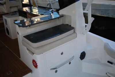 New 2027 Boston whaler 405 Conquest Pilothouse for Sale | Vancouver, BC | M&P Yacht Centre | 6a17d0f751d795aab70d935e
