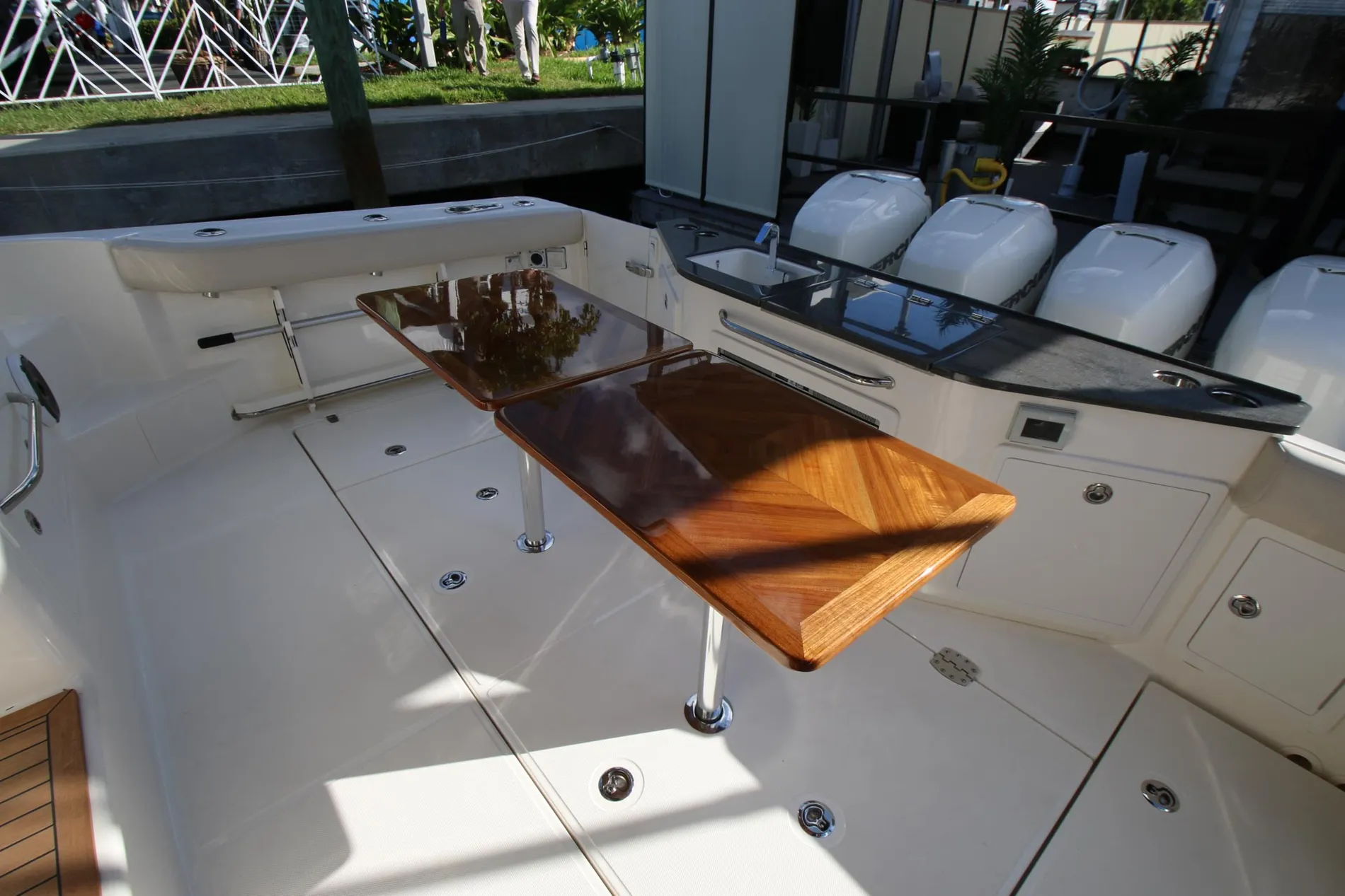 New 2027 Boston whaler 405 Conquest Pilothouse for Sale | Vancouver, BC | M&P Yacht Centre | 6a17d0f751d795aab70d935e