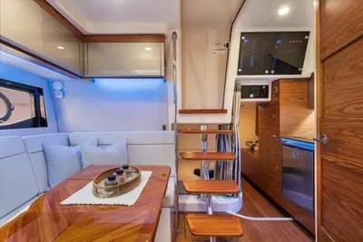 New 2027 Boston whaler 405 Conquest Pilothouse for Sale | Vancouver, BC | M&P Yacht Centre | 6a17d0f751d795aab70d935e