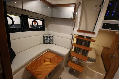 New 2027 Boston whaler 405 Conquest Pilothouse for Sale | Vancouver, BC | M&P Yacht Centre | 6a17d0f751d795aab70d935e
