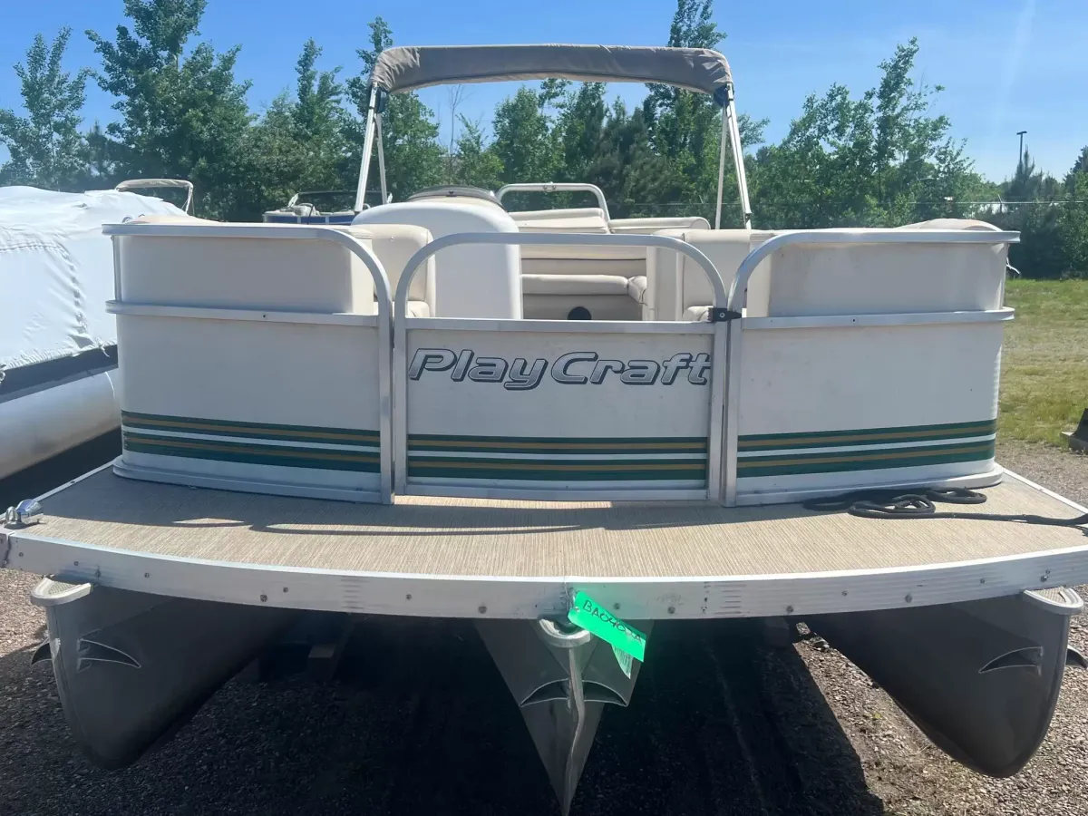 boat-carouselImage-image