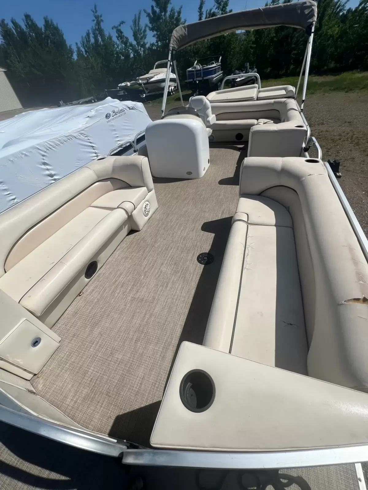 boat-carouselImage-image