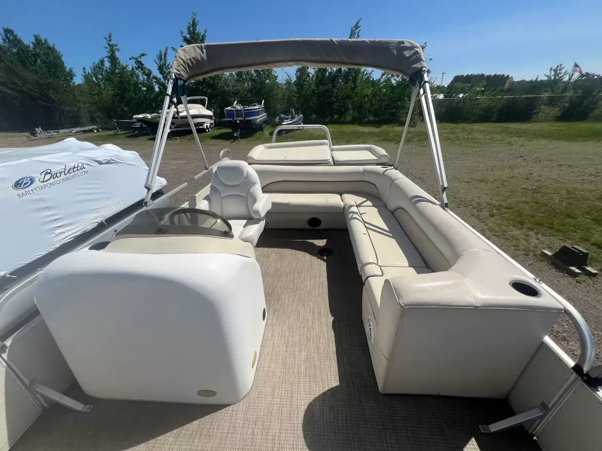 boat-carouselImage-image