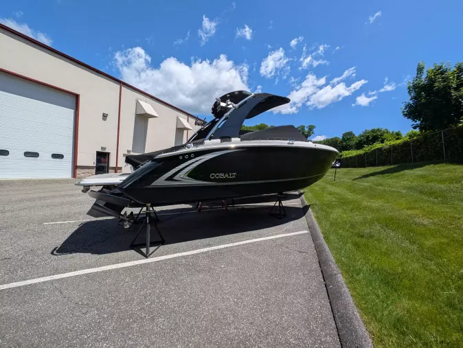 2021 COBALT R5 SURF