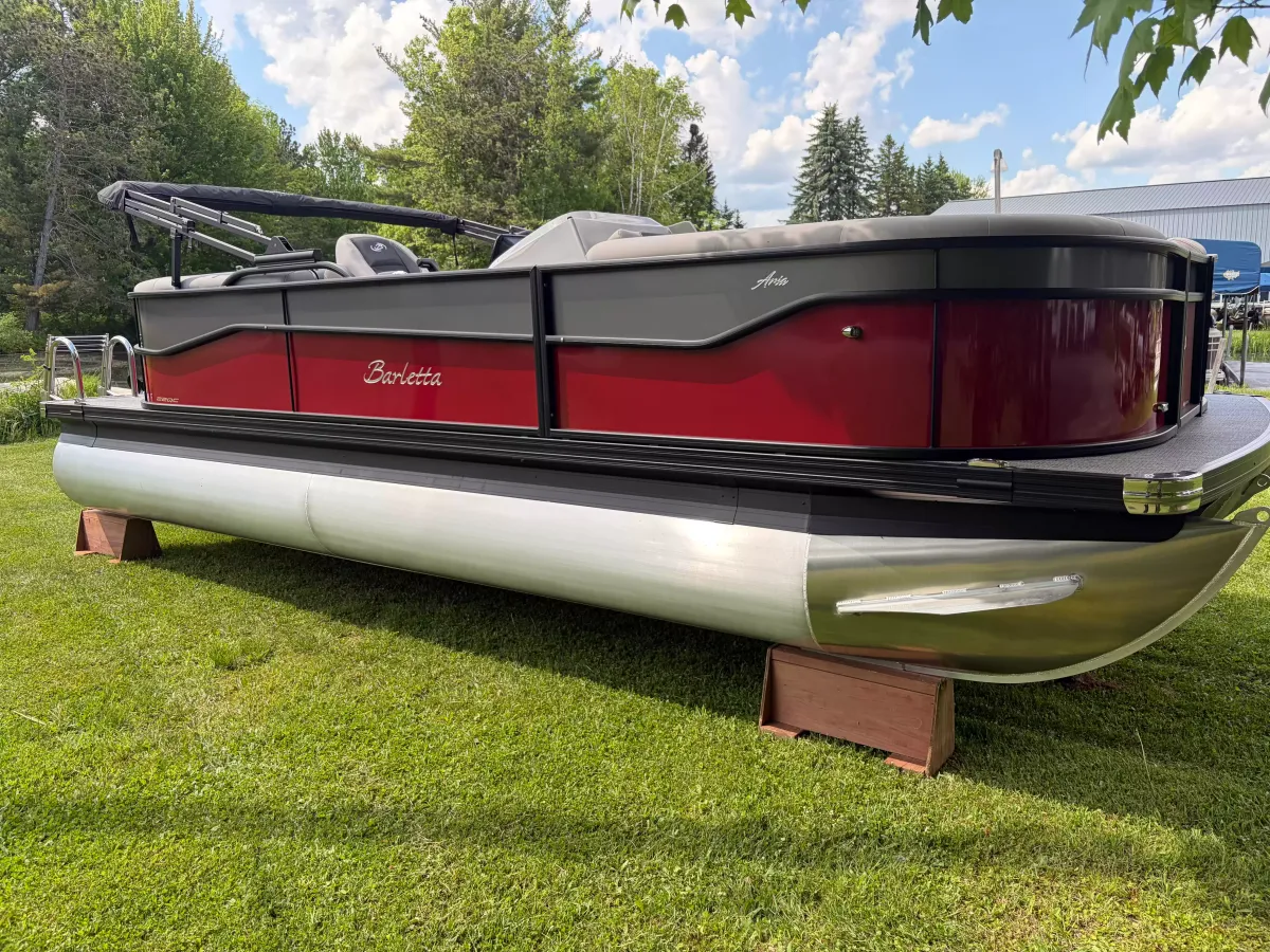 boat-carouselImage-image