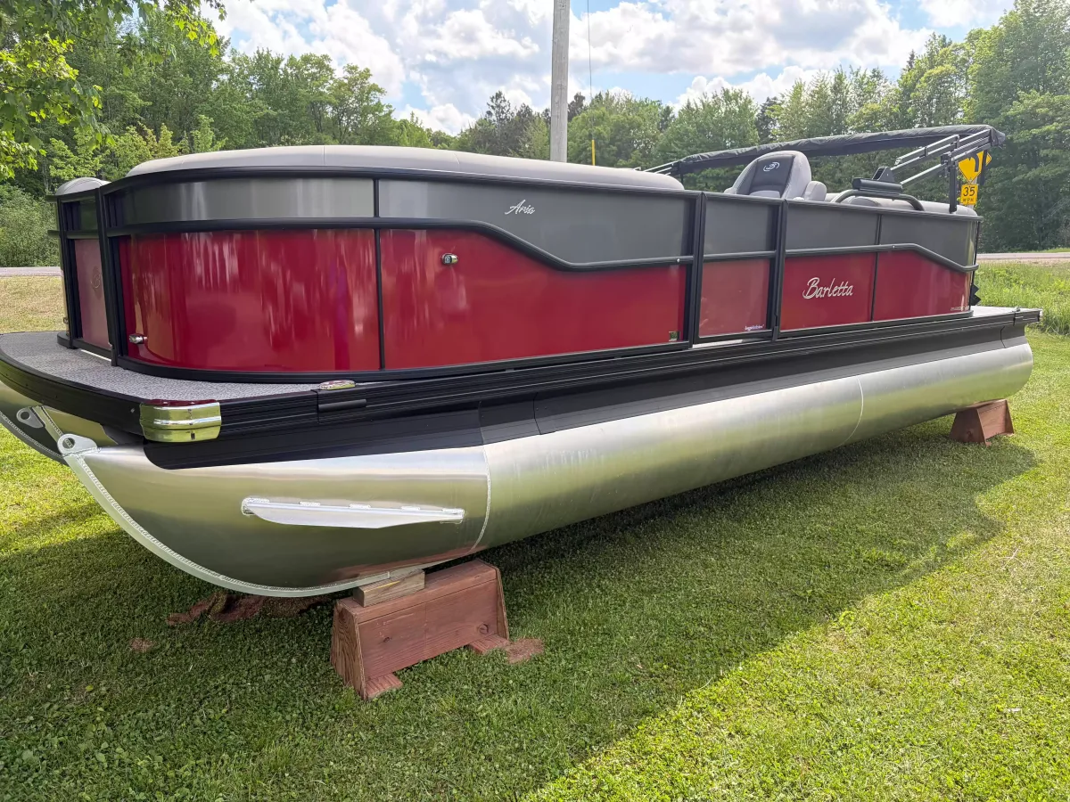 boat-carouselImage-image