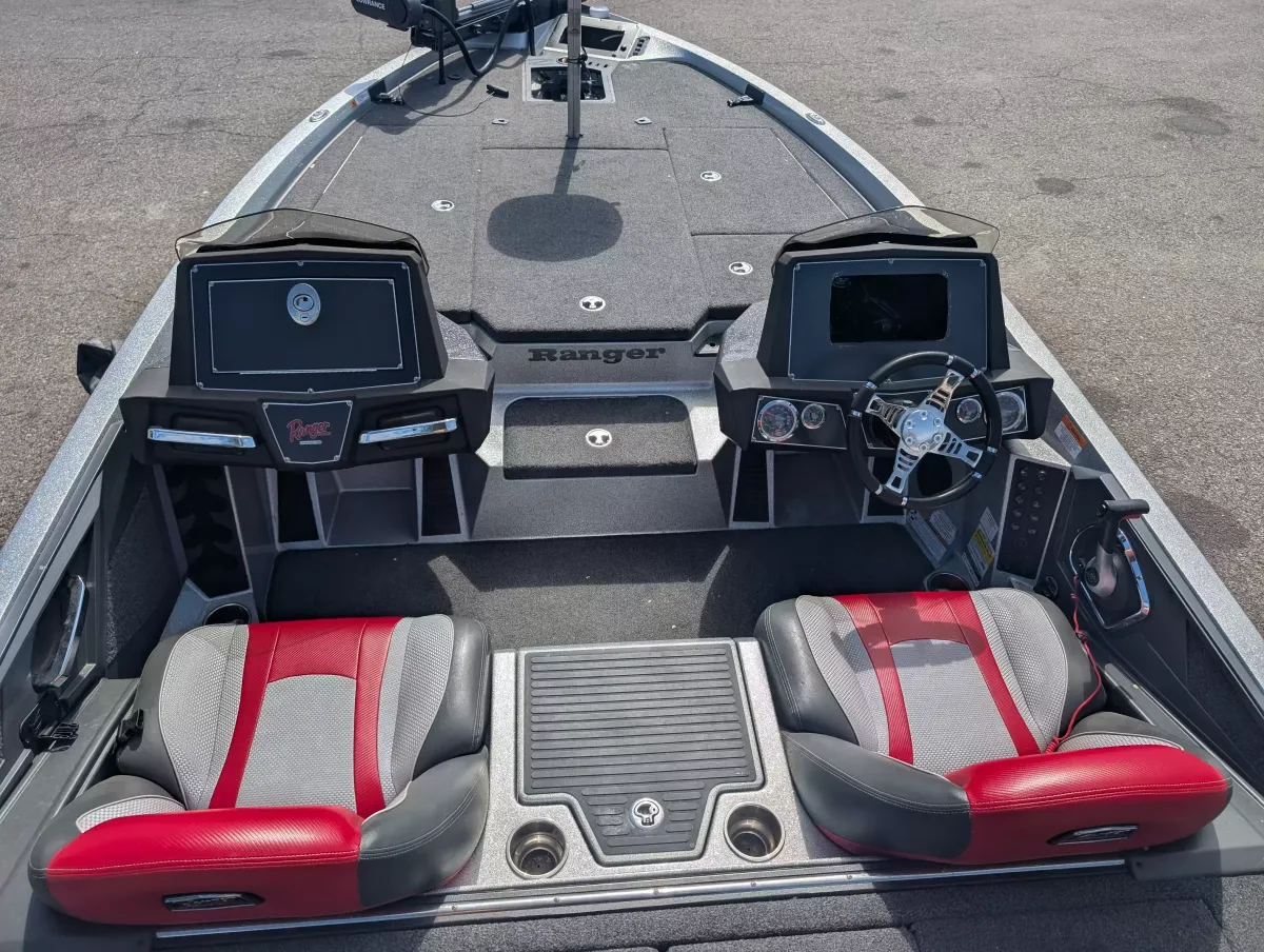 boat-carouselImage-image