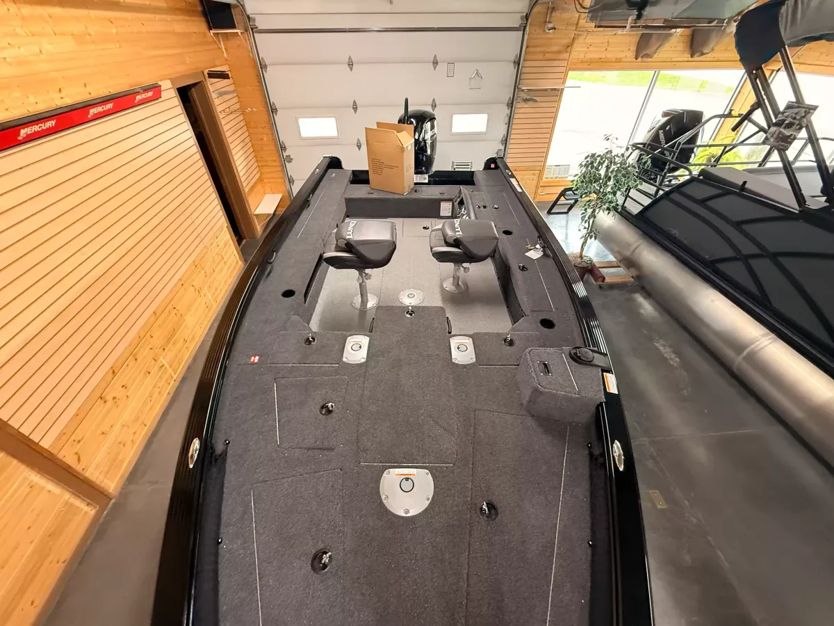 boat-carouselImage-image