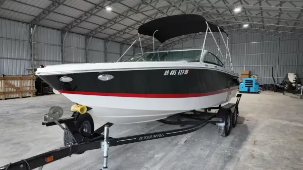 2017 Four winns H210-14