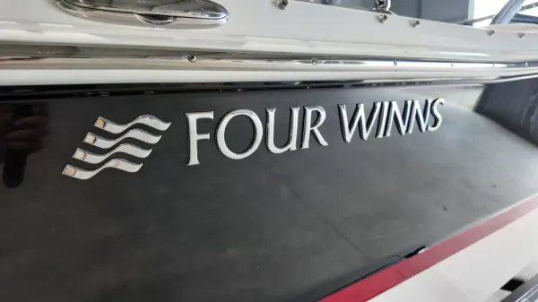 2017 Four winns H210-2