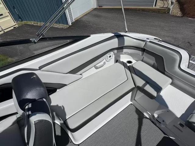 Boat Thumbnail 9