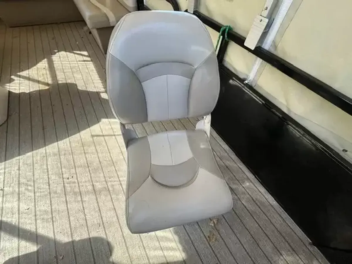 dummy-boat-img