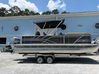 2026 Sylvan Mirage 8522 Party Fish-1