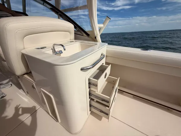 2026 Grady White FREEDOM 275 detail image 11