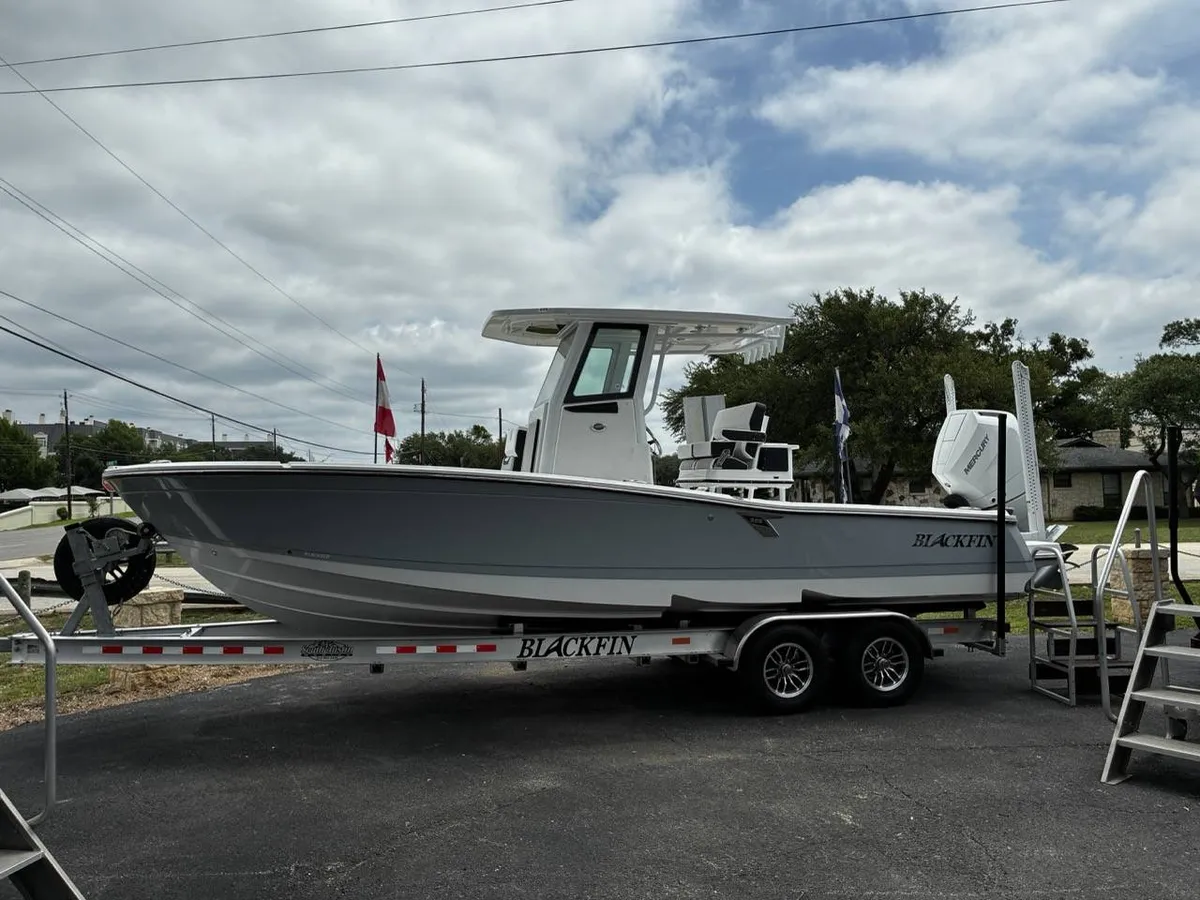 dummy-boat-img