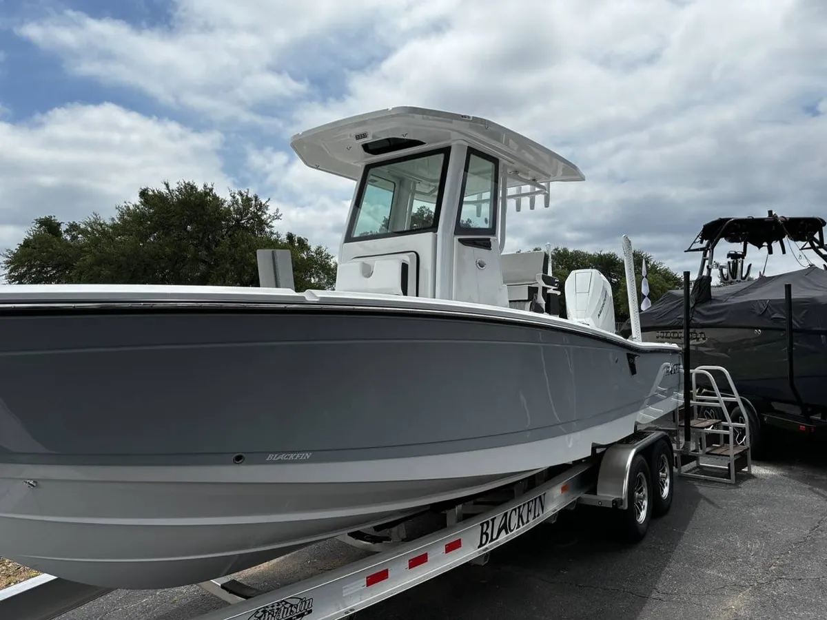 dummy-boat-img