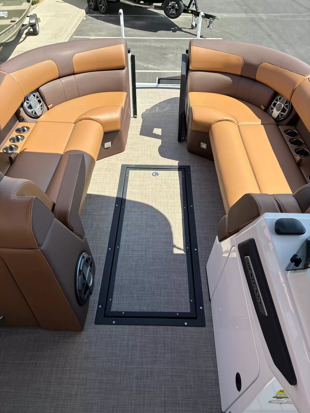2026 Montara 25 SL-10