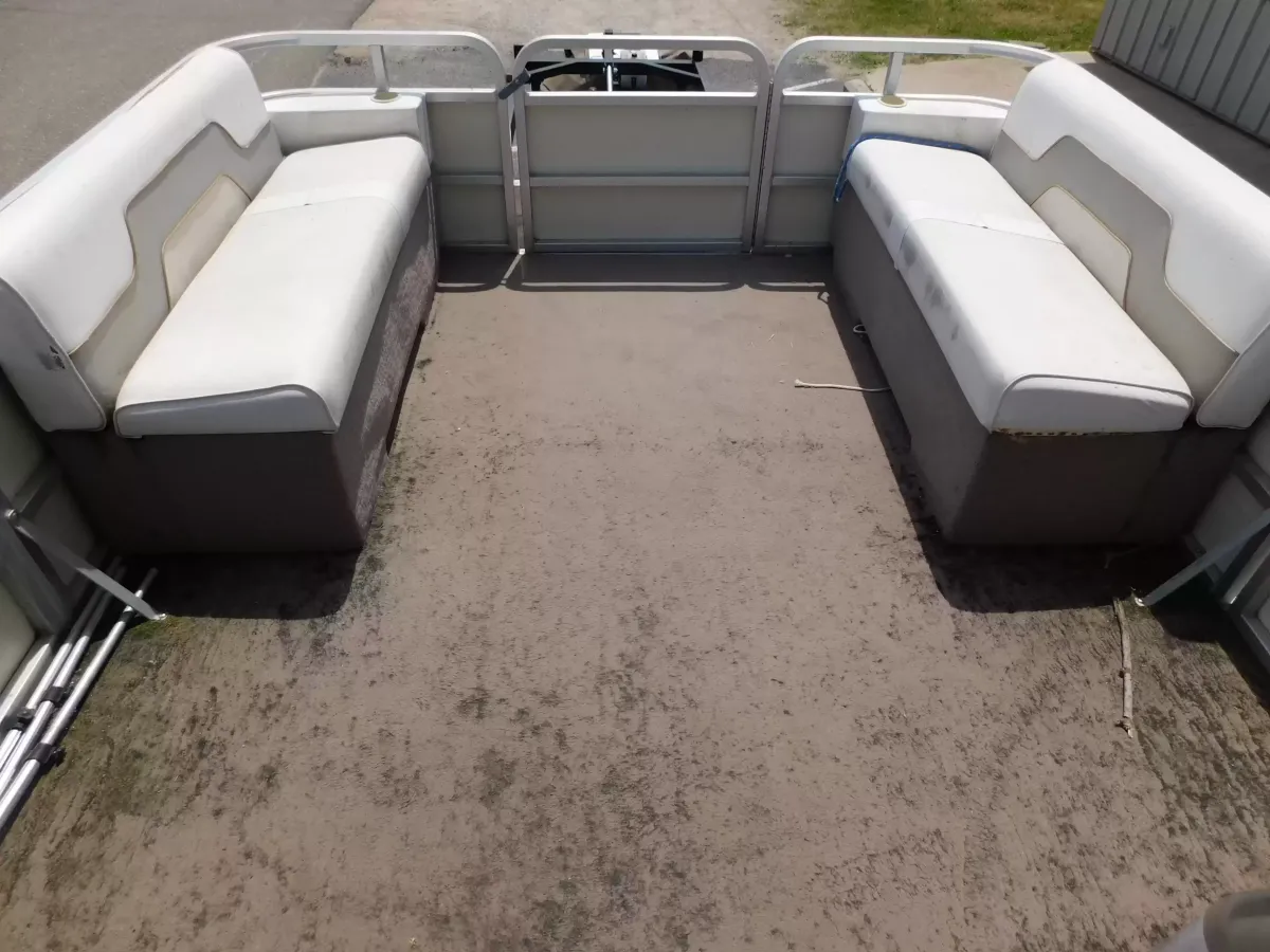 dummy-boat-img