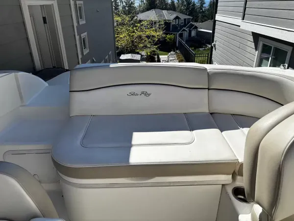 2012 Sea Ray 200 Sundeck-5