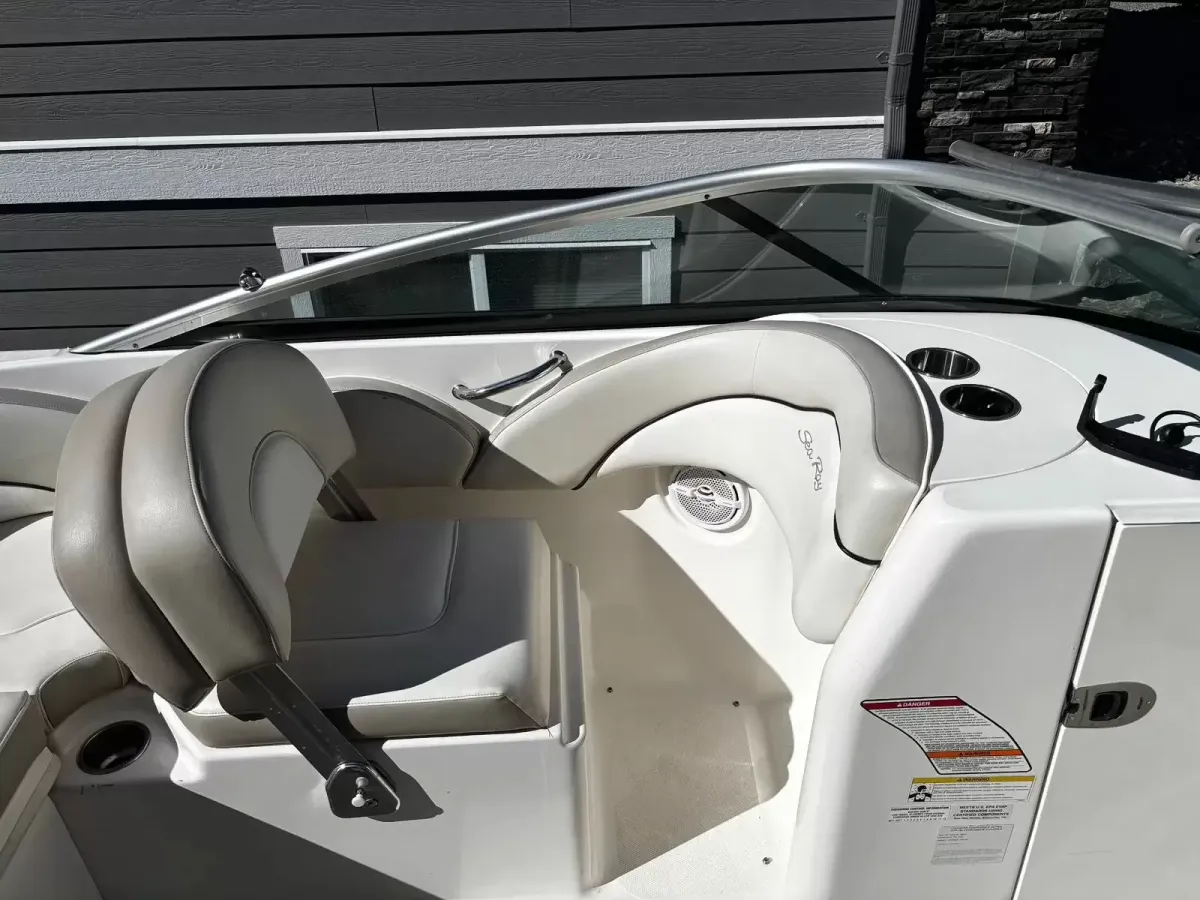 2012 Sea Ray 200 Sundeck-7