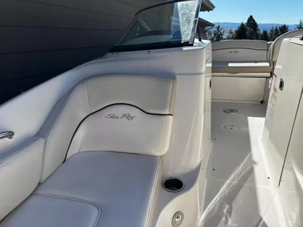 2012 Sea Ray 200 Sundeck-15