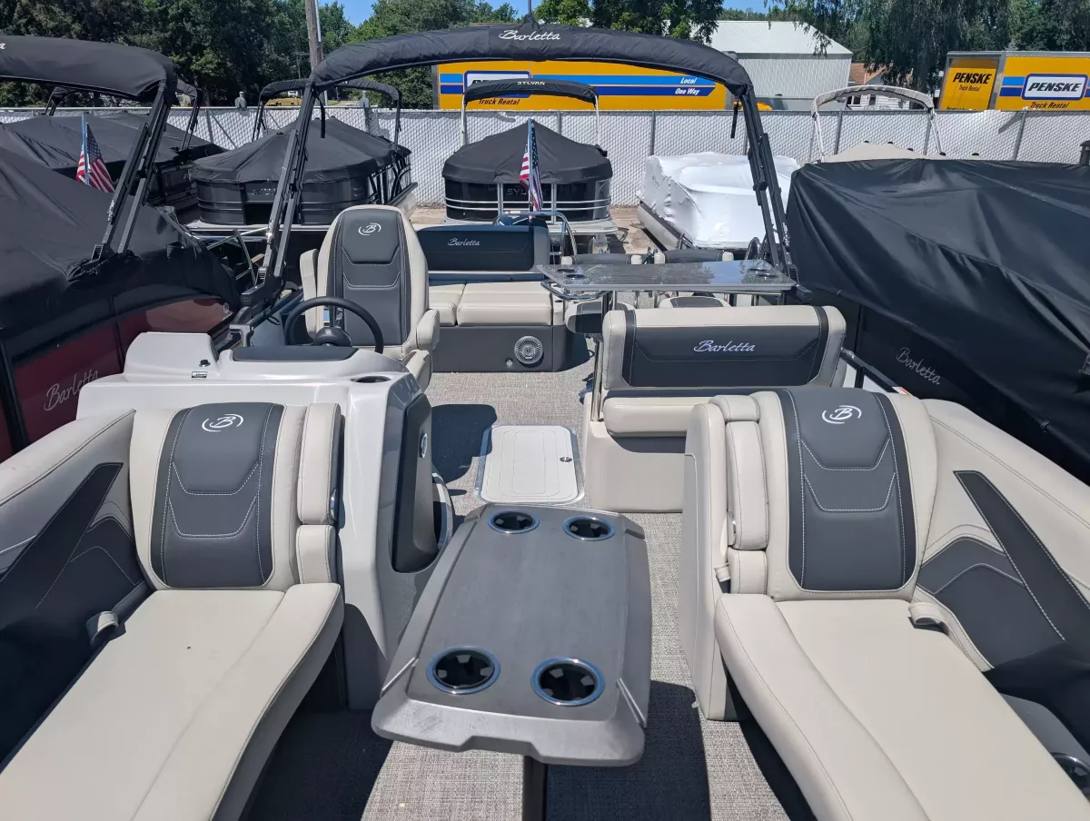 boat-carouselImage-image