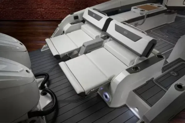 2027 Cobalt R31 OB detail image 6