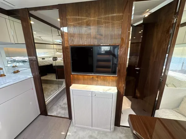 2027 Fairline TARGA 47 GT detail image 30