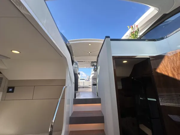 2027 Fairline TARGA 47 GT detail image 38
