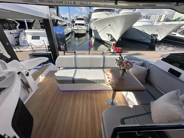 2027 Fairline TARGA 47 GT detail image 41