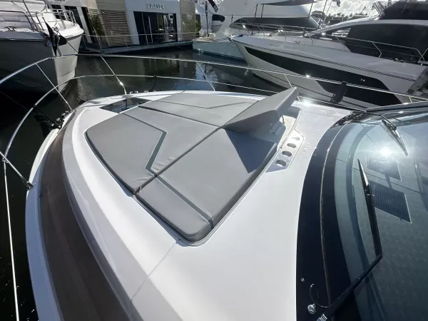 2027 Fairline TARGA 47 GT detail image 47