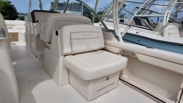 2026 Grady White FREEDOM 285 detail image 9