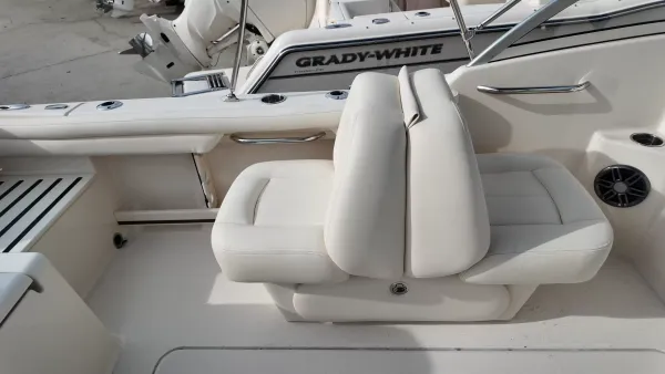 2026 Grady White FREEDOM 215 detail image 5
