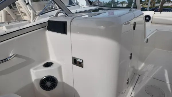 2026 Grady White FREEDOM 215 detail image 14
