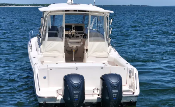 2009 Grady White EXPRESS 330 detail image 5