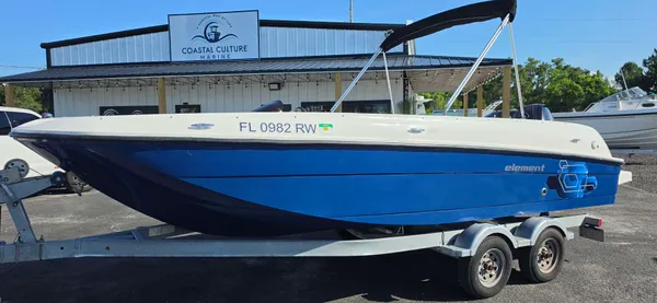 2019 Bayliner E 21