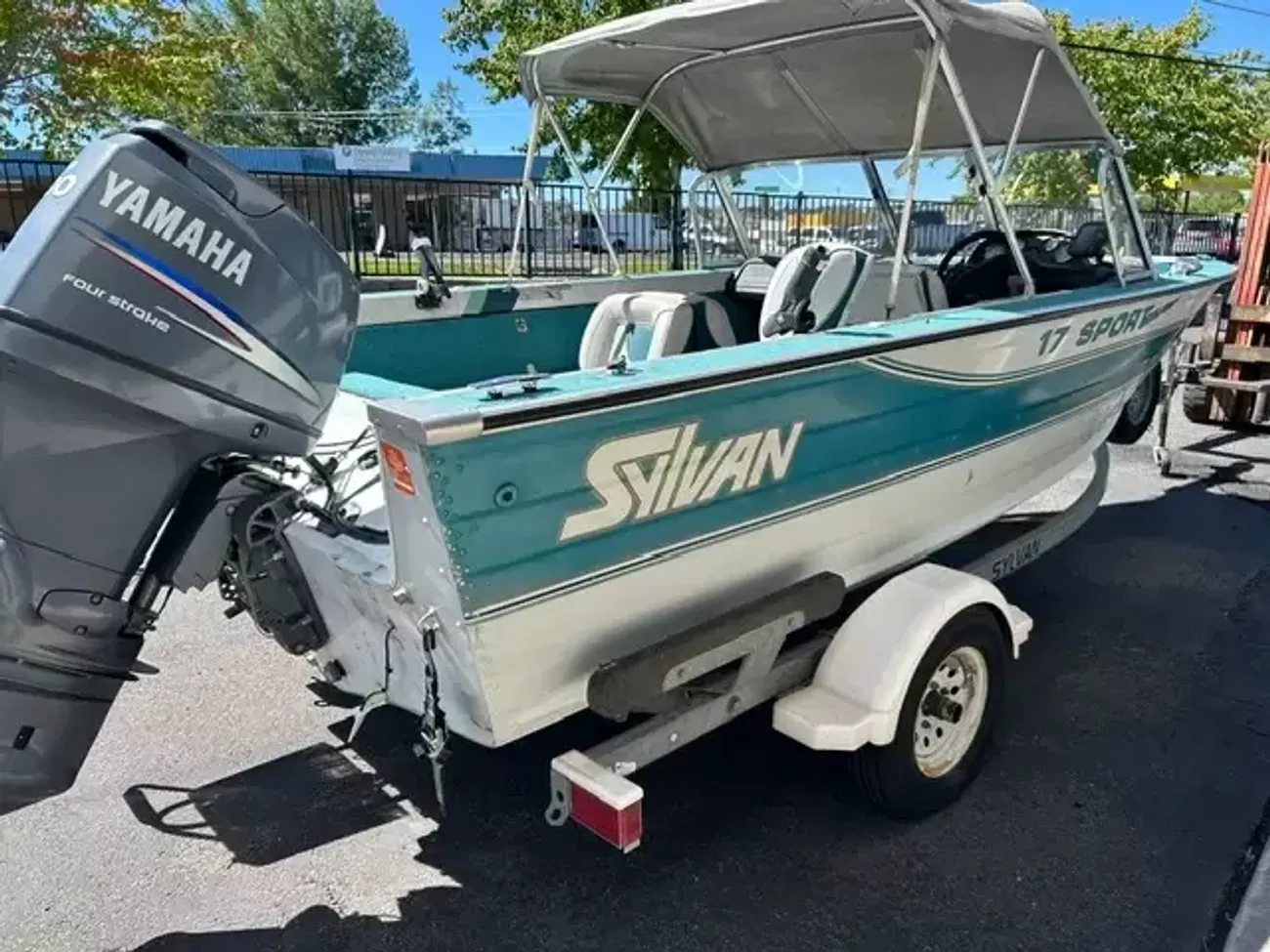  Sylvan 17 Sport Select-6
