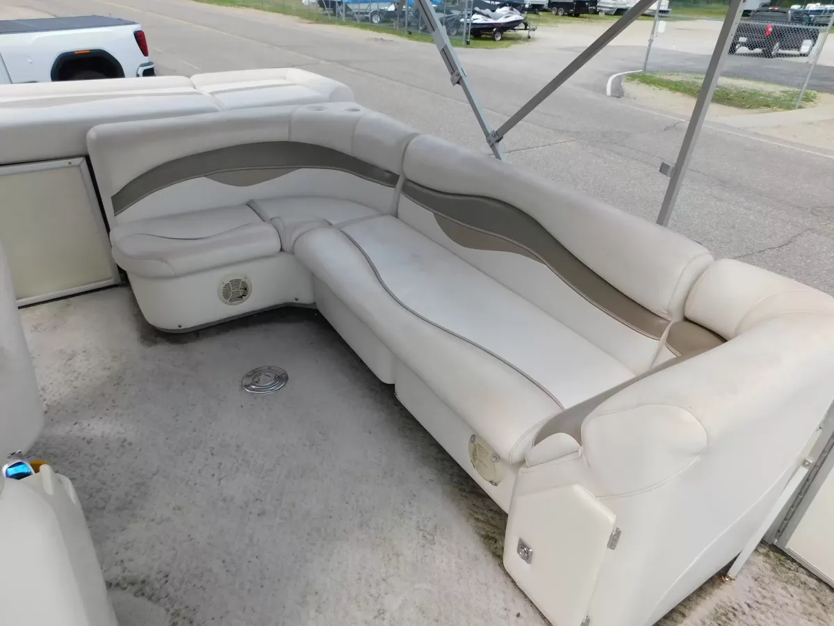 dummy-boat-img