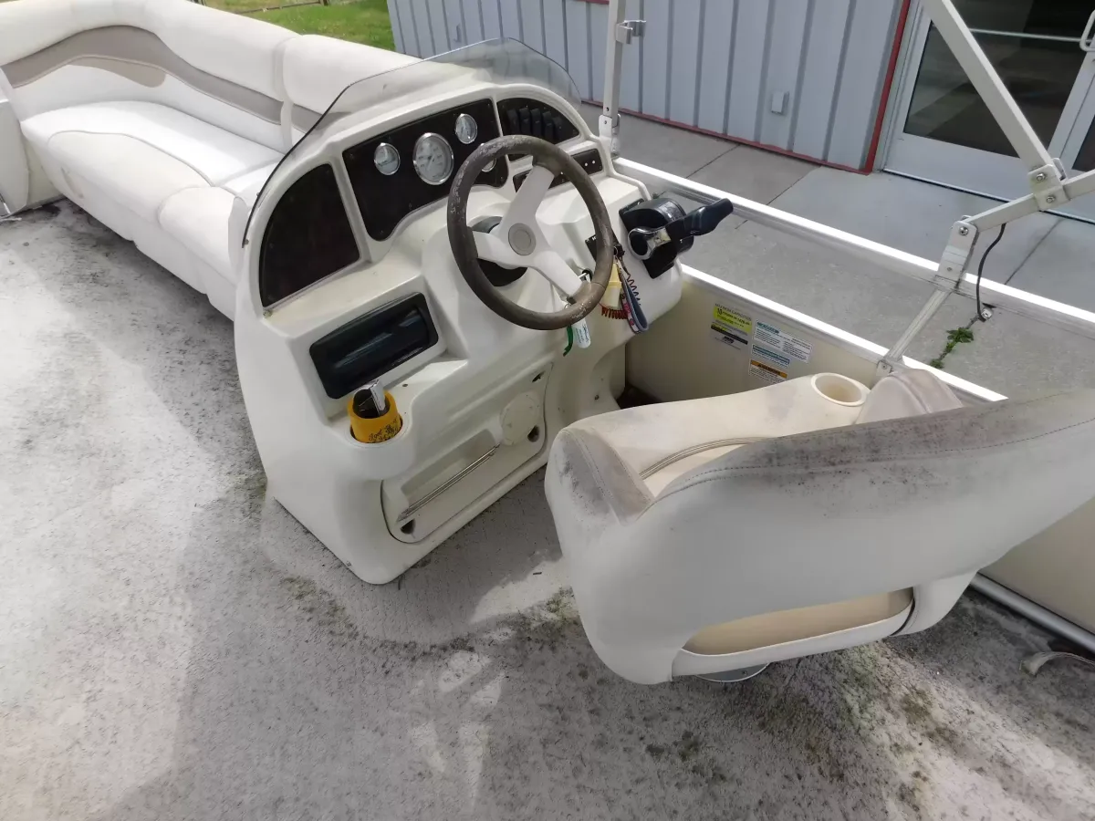 dummy-boat-img