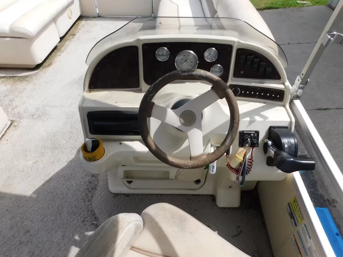 dummy-boat-img