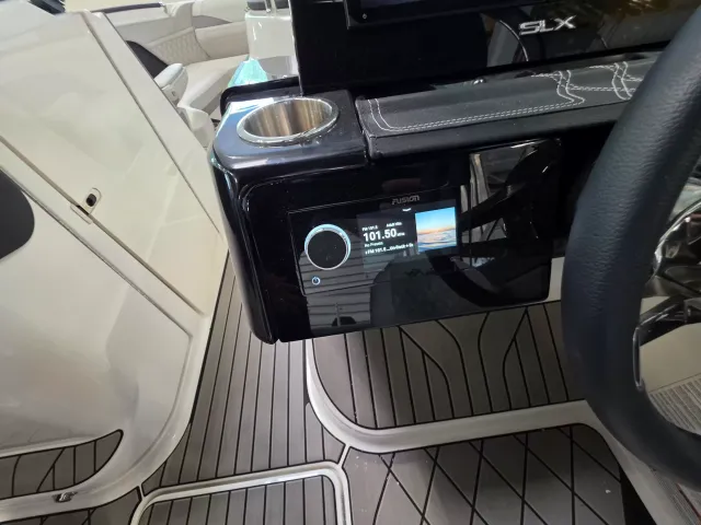 Boat Thumbnail 25