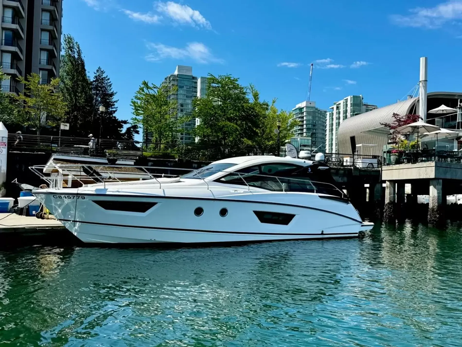 Pre-Owned 2016 Beneteau Gran Turismo 40 for Sale | Vancouver, BC | M&P Yacht Centre | 6a29c2a8914b5a226d0d0cfd