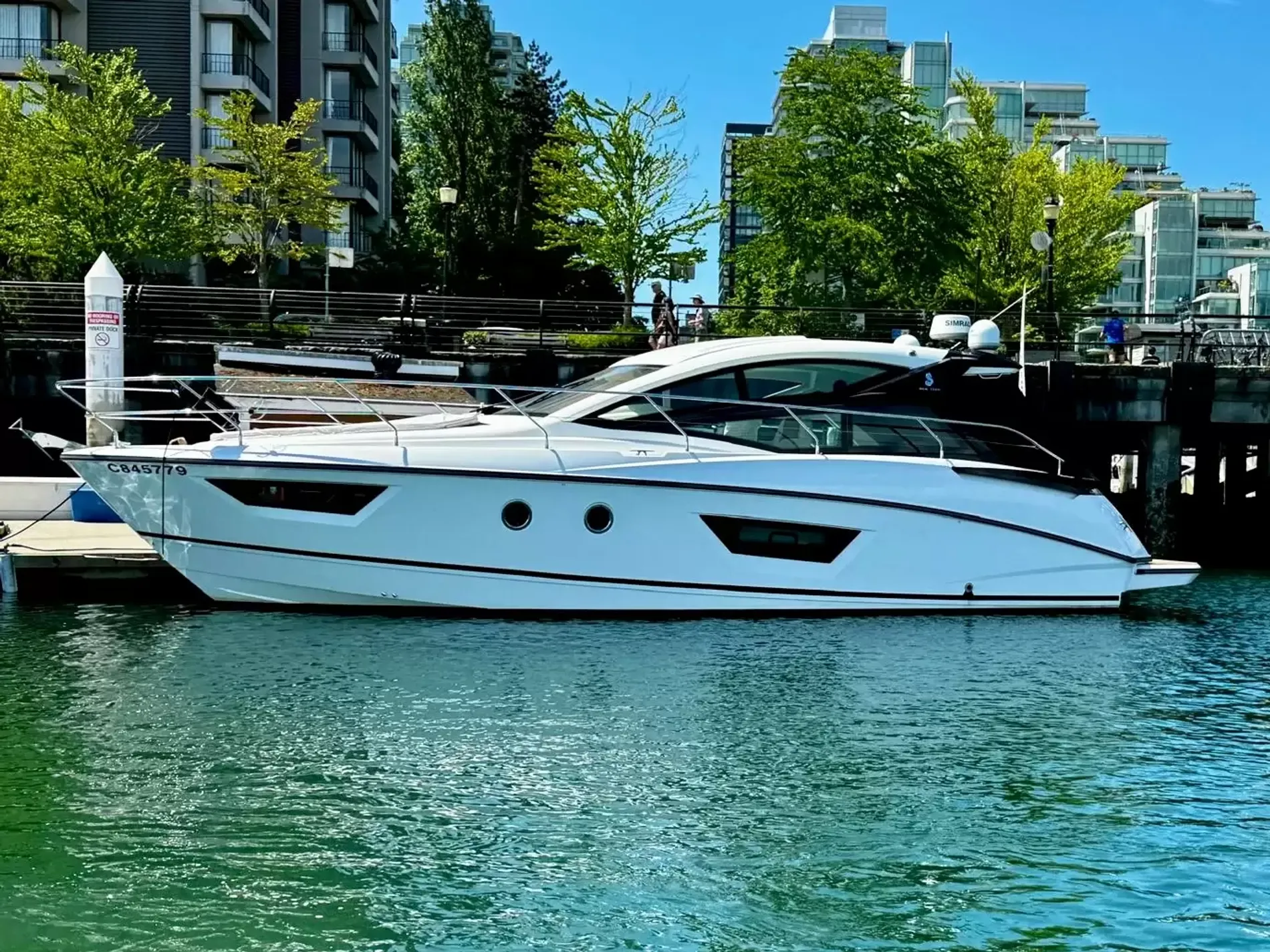 Pre-Owned 2016 Beneteau Gran Turismo 40 for Sale | Vancouver, BC | M&P Yacht Centre | 6a29c2a8914b5a226d0d0cfd